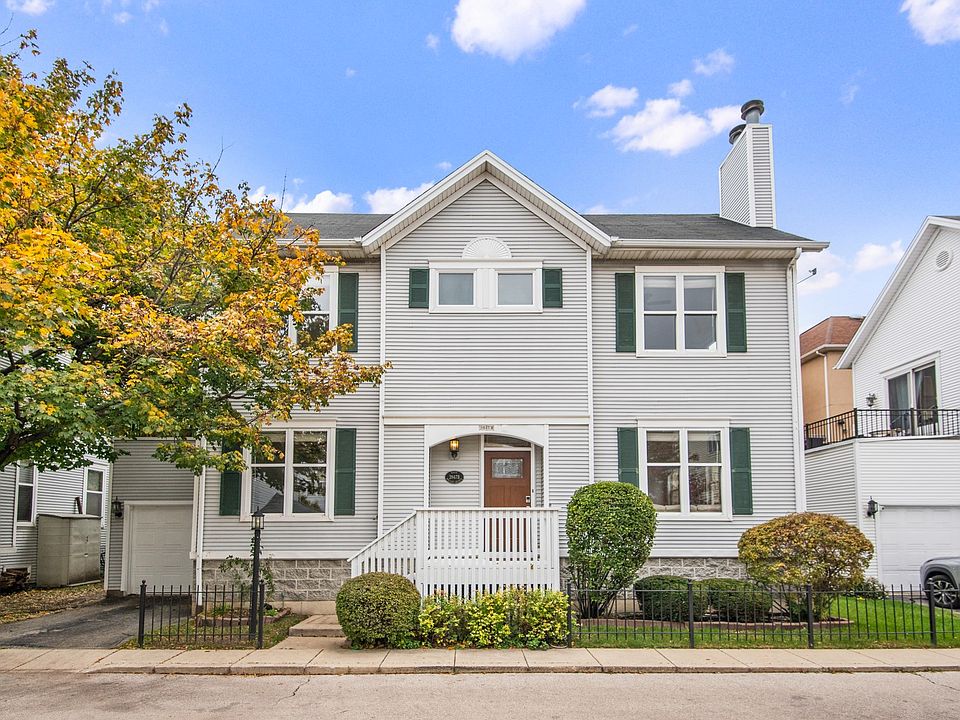 3 bed/2.5 bath single family home in the highly coveted Landmark Village, which is a gated community