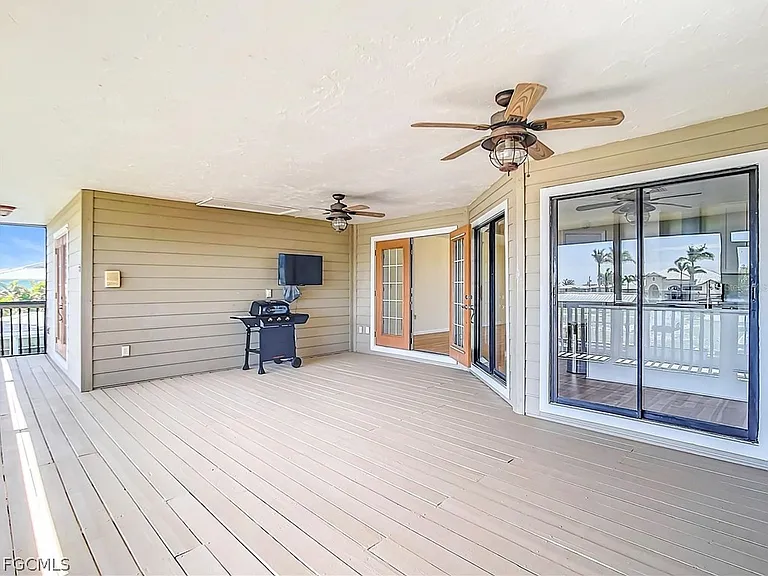 24313 Pirate Harbor Blvd — Photo 45