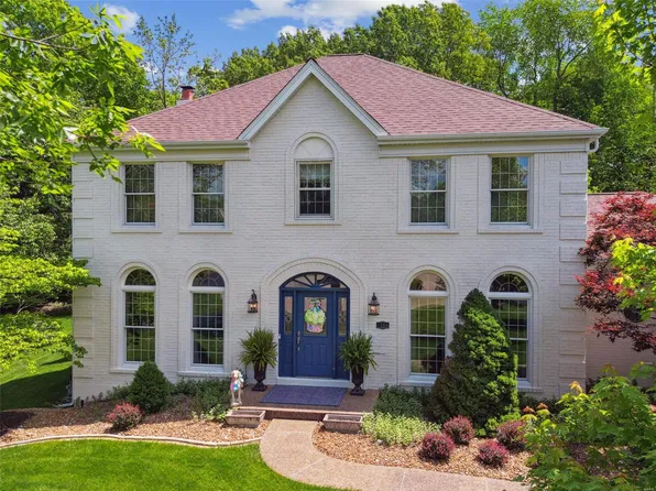 1300 Towles Farm Ct, Chesterfield, MO 63005
