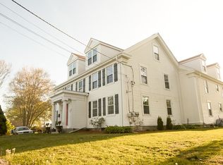 23 Main St, Somerset, MA 02726