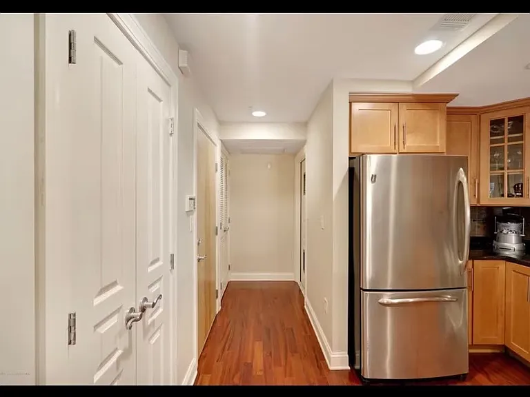 22-24 W Front St #303 — Photo 7