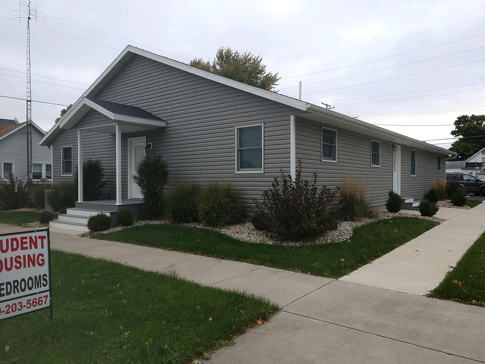 2nd image of 122 E Highland Ave