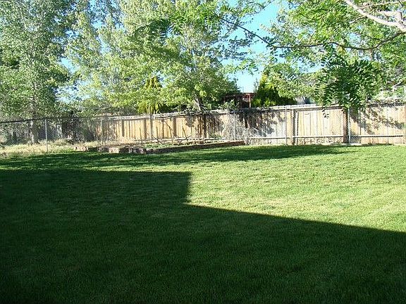 2nd image of 668 Bowles Ln