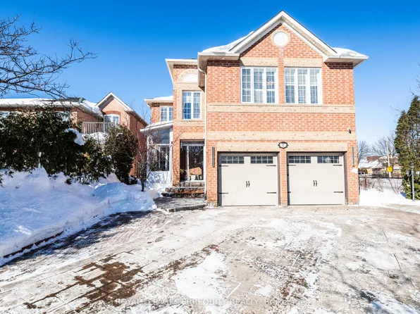 8 Shallimar Ct, Brampton, ON L6X 4N2
