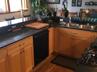 17842 Burke Pl N, Shoreline, WA 98133