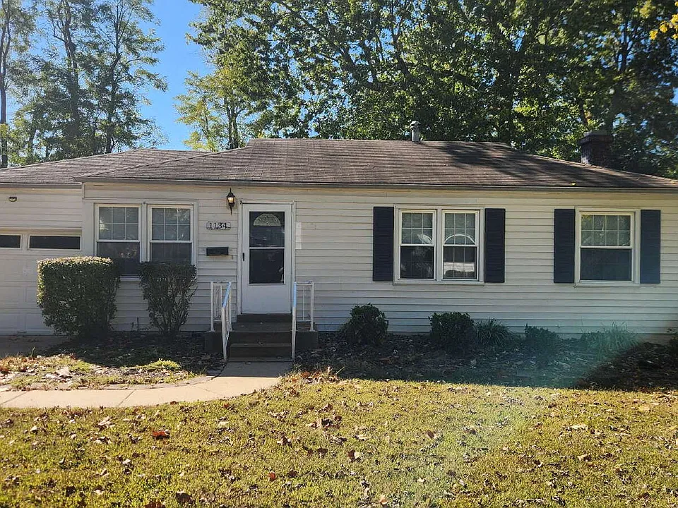 1134 Roxton Dr