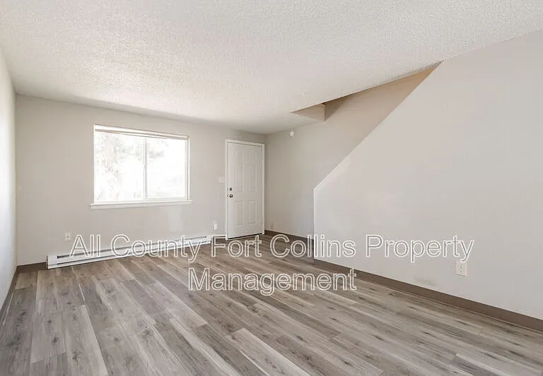 3542 Butternut Dr #A — Photo 4