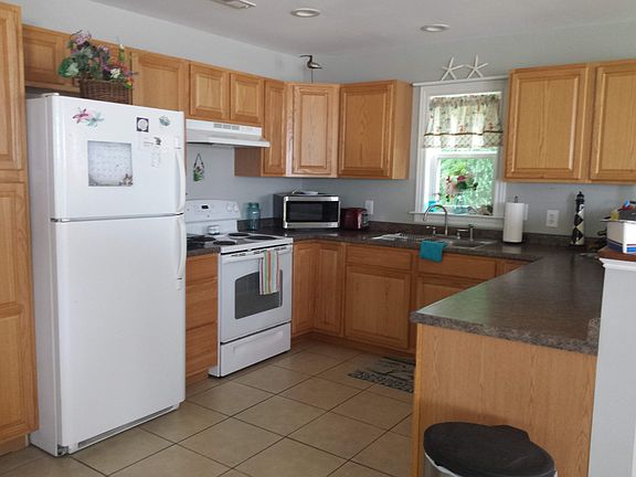 3rd image of 1505 1/2 Avery St