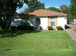 1708 N Avenue Q, Freeport, TX 77541