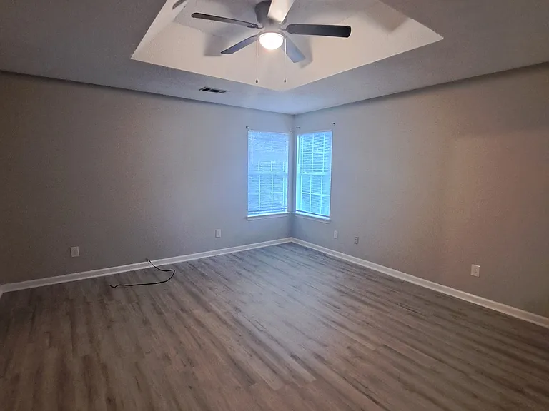 7157 Hazelwood Dr — Photo 12