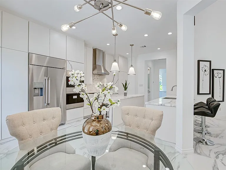 3218 Rosemary Park Ln — Photo 11