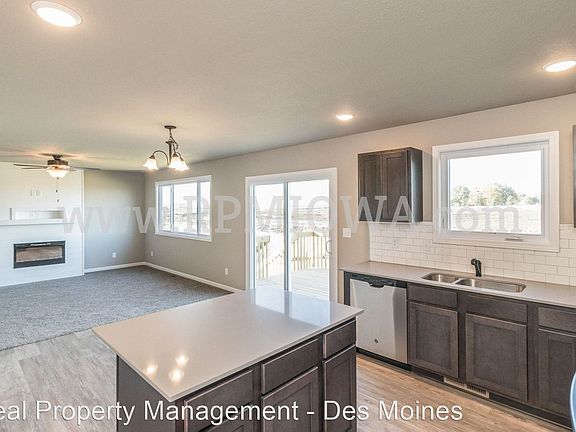 2nd image of 2818 NW 25th St