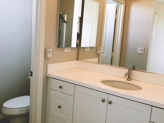 5th image of 5556 Coral Dr Unit 107