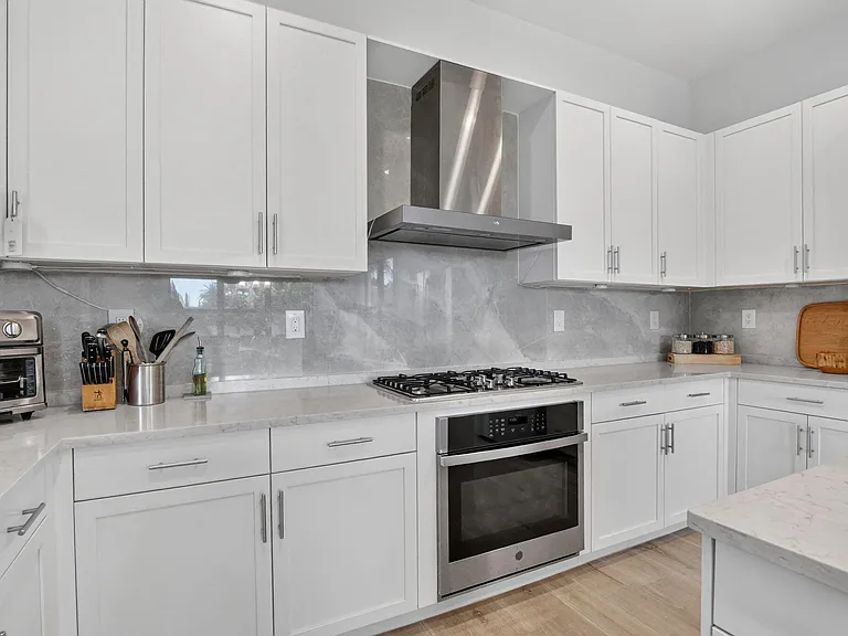 17333 Rainstream Rd — Photo 16