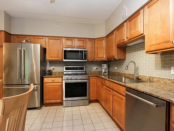 2nd image of 1479 N Milwaukee Ave 112 #112
