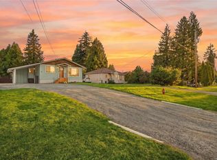 219 McVickers St, Parksville, BC V9P 0B4