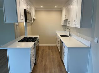 3110 Cassia Ave #D, Costa Mesa, CA 92626