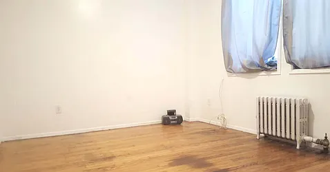 Rented by Rapid Realty Williamsburg