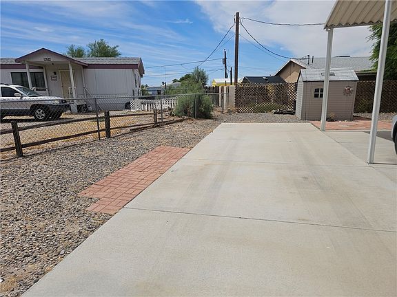 2nd image of 1600 E Gran Circulo