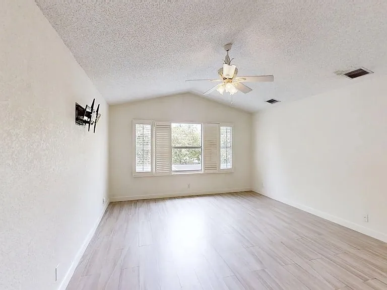 23330 La Vida Way — Photo 18