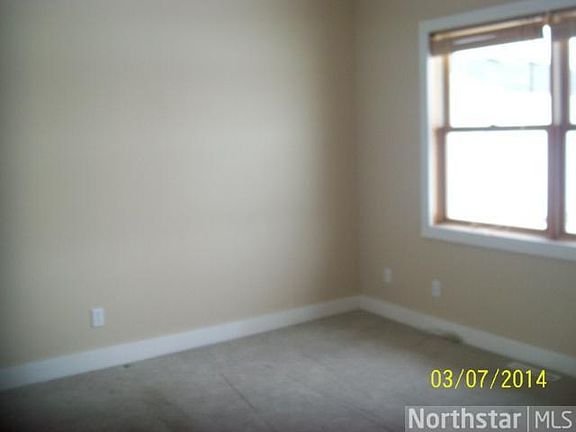 3rd image of 405 Bunker Dr