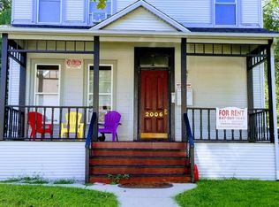 2006 Maple Ave, Evanston, IL 60201