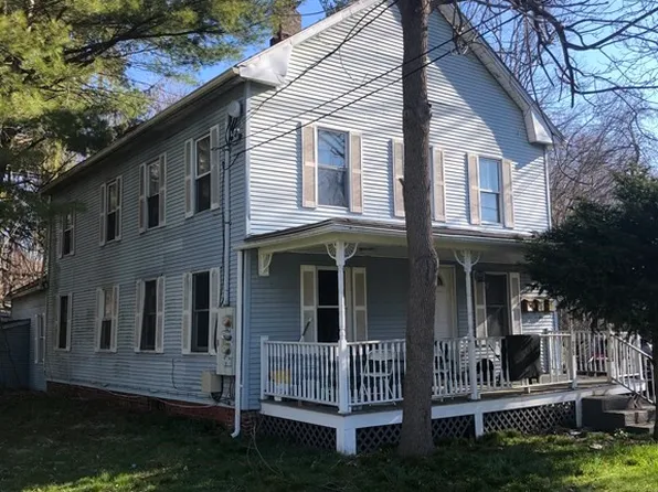 186 College St, Amherst, MA 01002