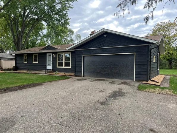 6924 Barberry Ln, Eden Prairie, MN 55346