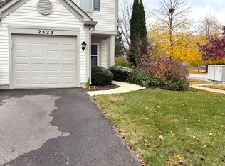 2522 Arcadia Cir, Naperville, IL 60540