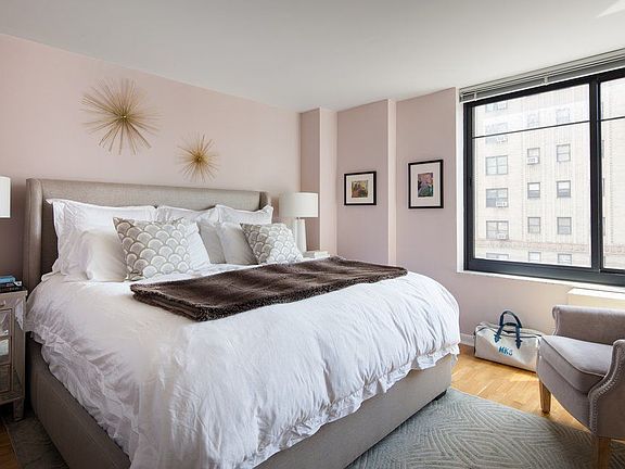 5th image of 500 W 56th St APT 2102