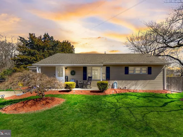 120 McAdoo Ave, Hamilton, NJ 08619
