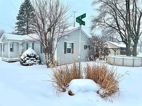 2nd image of 2510 S Elm St