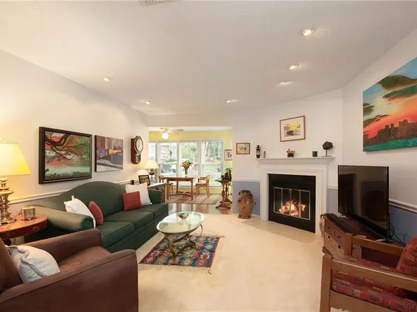 1109 Canyon Point Cir, Roswell, GA 30076