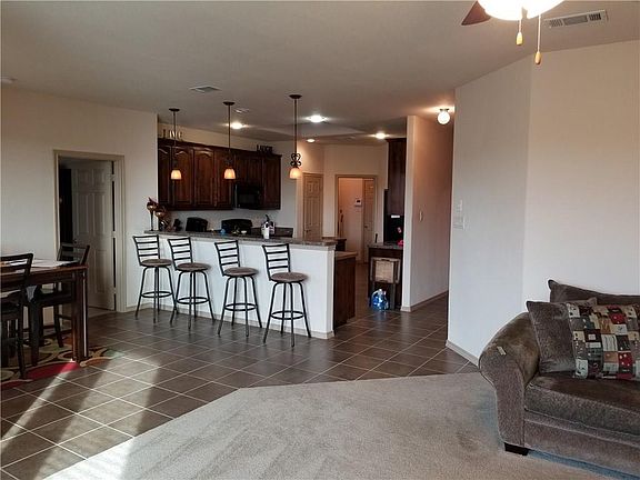 3rd image of 7804 Black Willow Ln