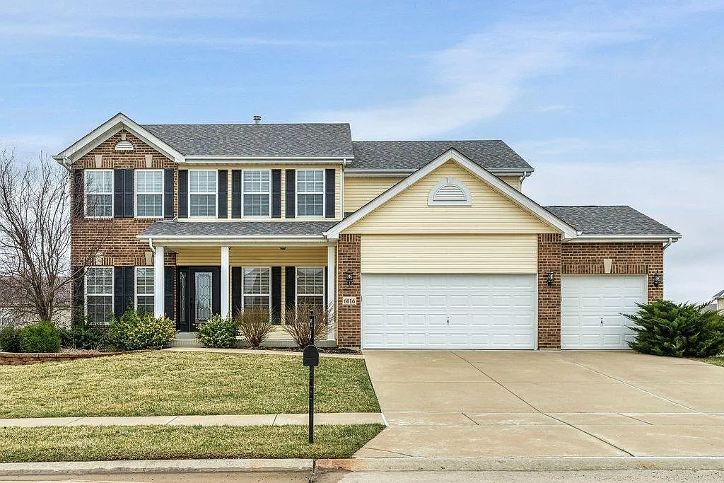 6016 Blake Thomas Dr — Photo 2