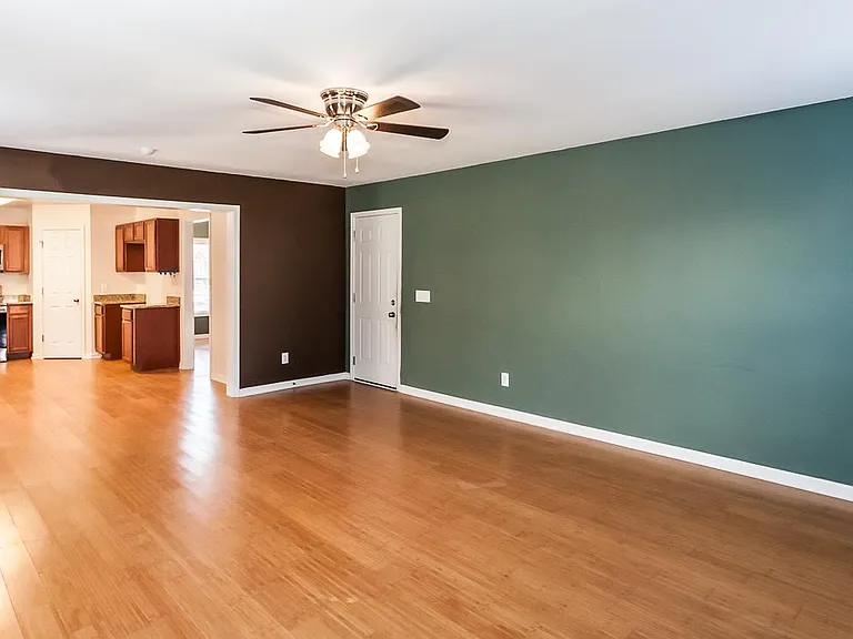 17 Maiden Ct — Photo 9