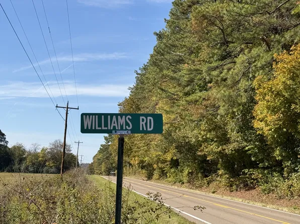 1755 Williams Rd, Centerville, TN 37033