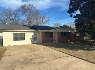 810 Poleman Rd, Shreveport, LA 71107