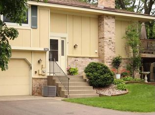 7607 Zinnia Way N, Maple Grove, MN 55311