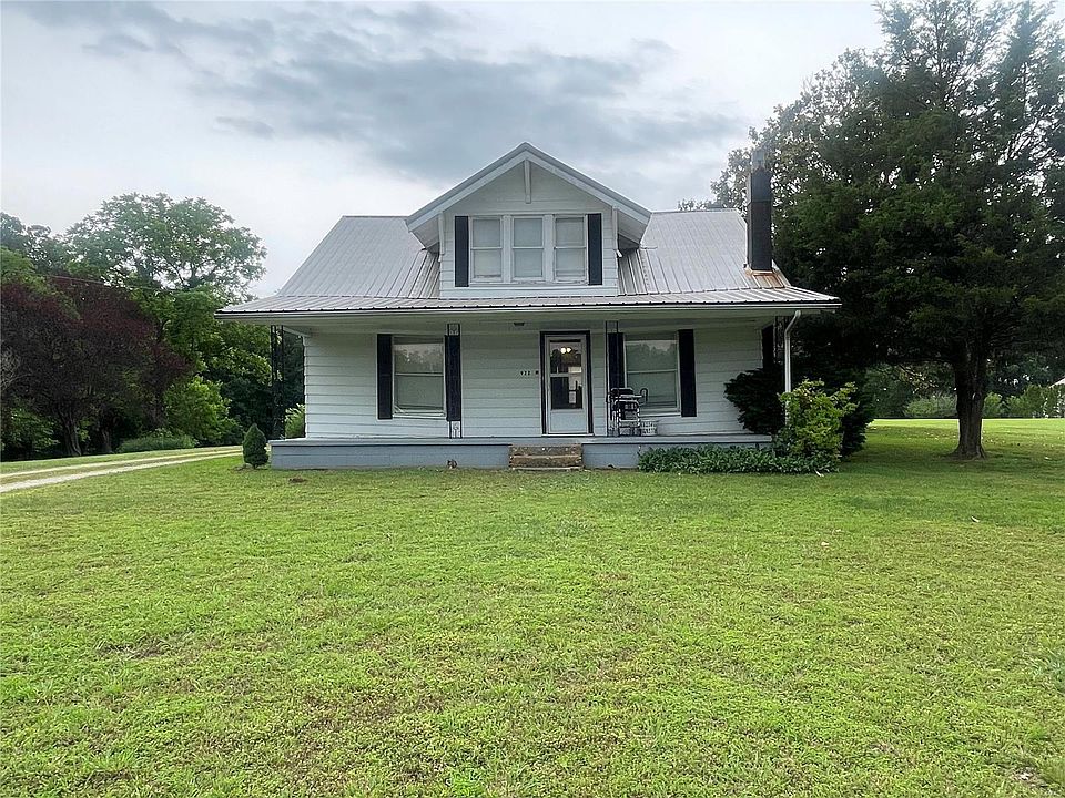 1st image of 922 County Road 450