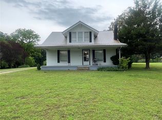 922 County Road 450, Poplar Bluff, MO 63901