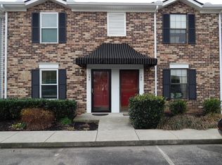 194 Edgewood Dr, Hendersonville, TN 37075