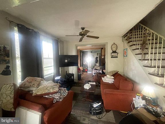 4th image of 633 S 29th St