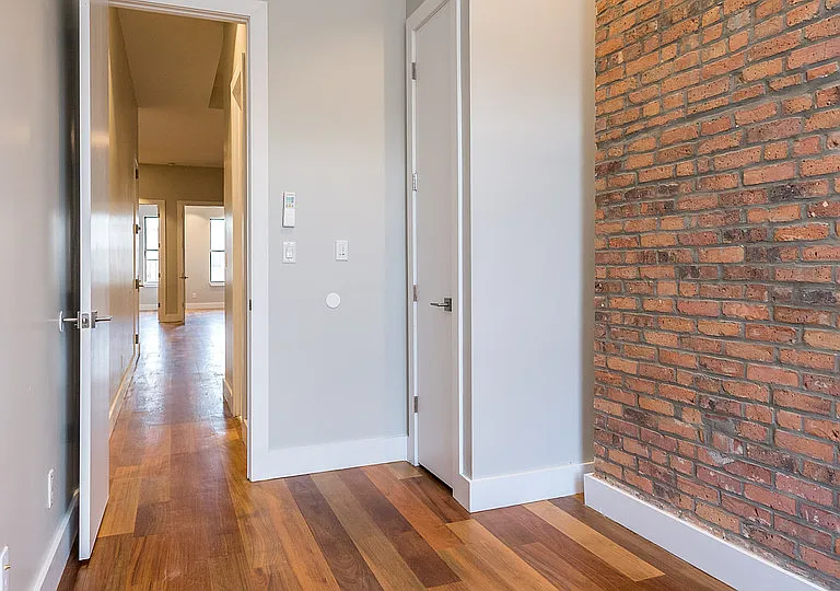 228 Kingsland Ave #3R — Photo 13