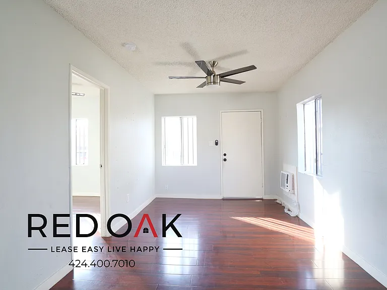 1184 E 52nd St #3/4 — Photo 15
