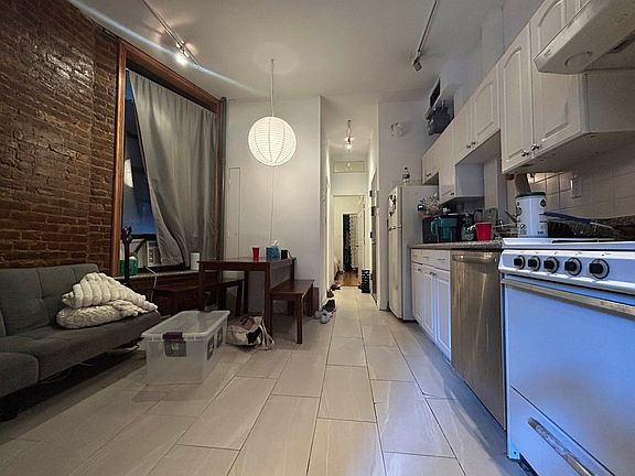 5th image of 67 E 2nd St APT 29