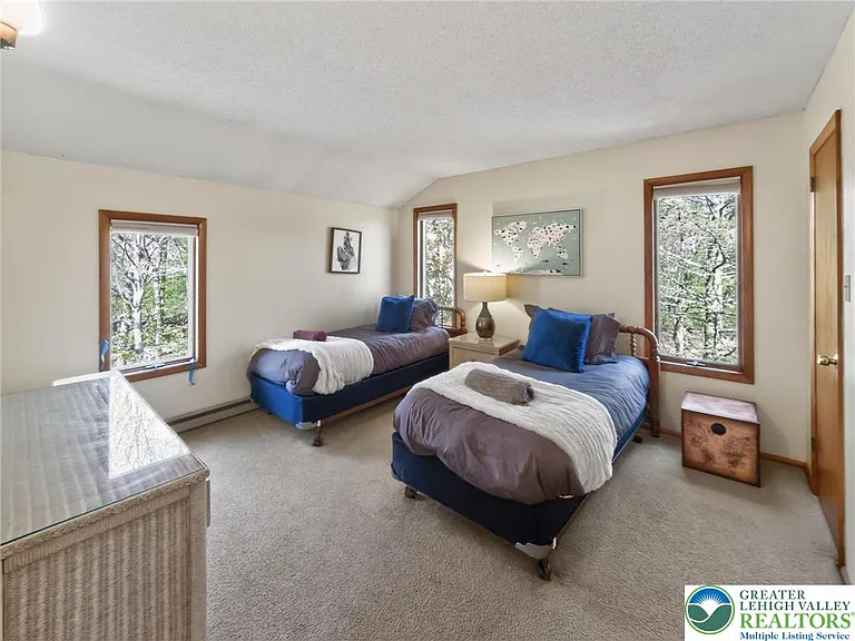 177 Dogwood Ter — Photo 26