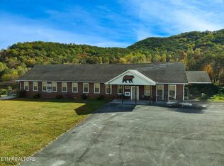 301 School St, Tellico Plains, TN 37385