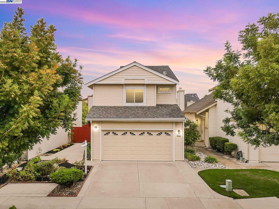 1st image of 34332 Siward Dr