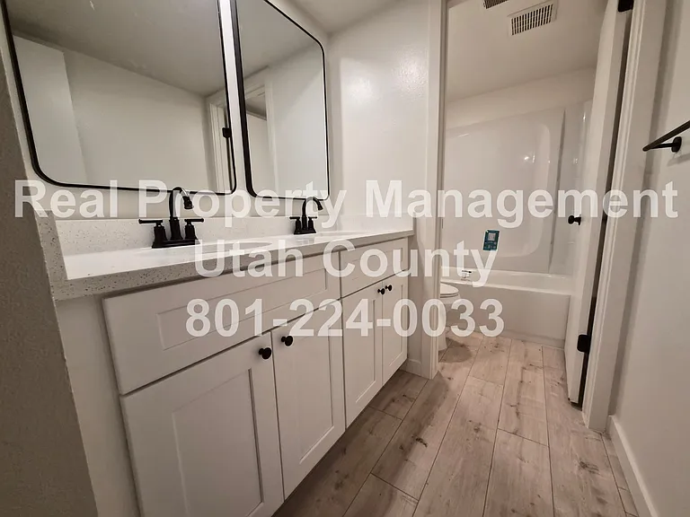 1148 W 100 N — Photo 12